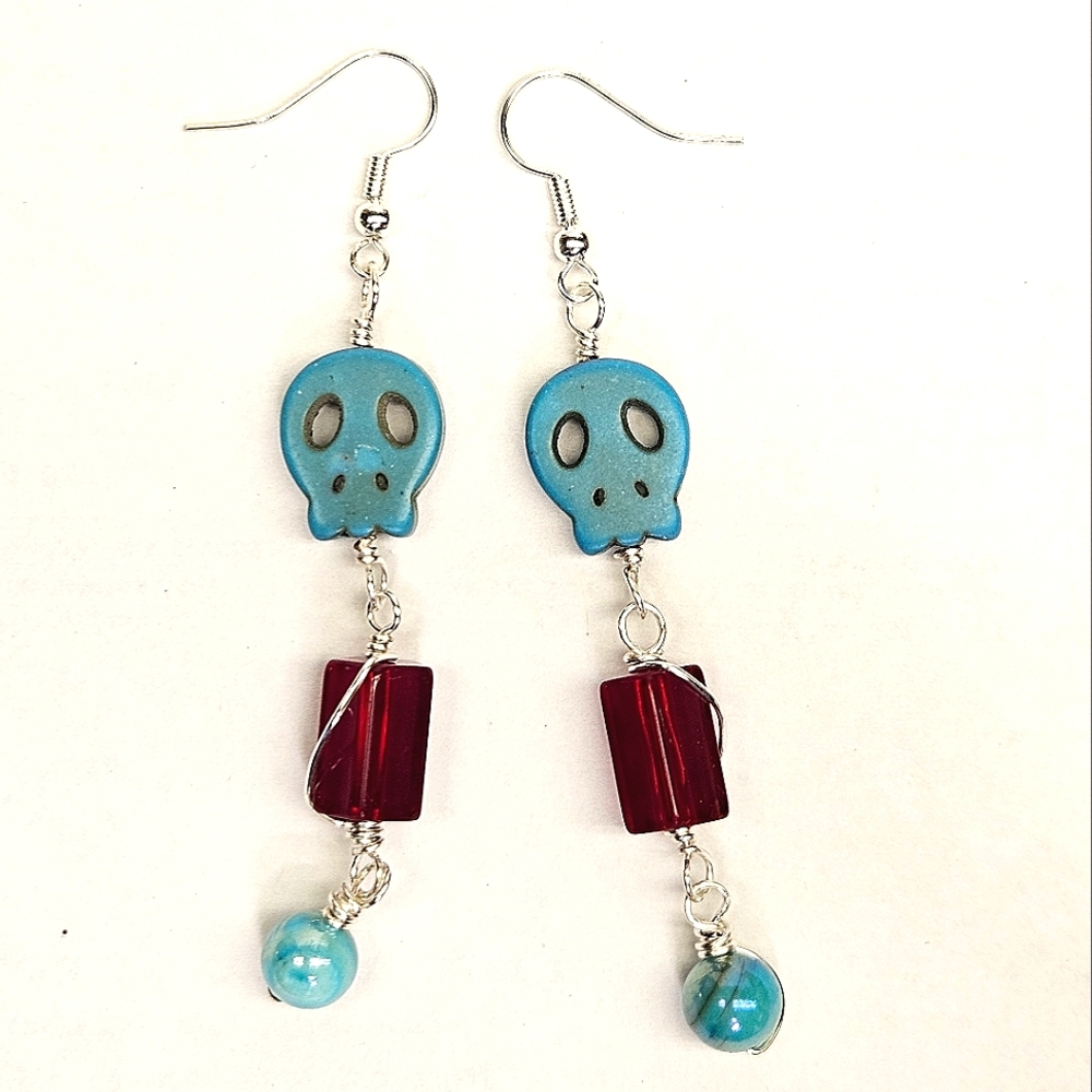 Red and Turquoise Beaded Skull Earrings - Picture 1 of 6